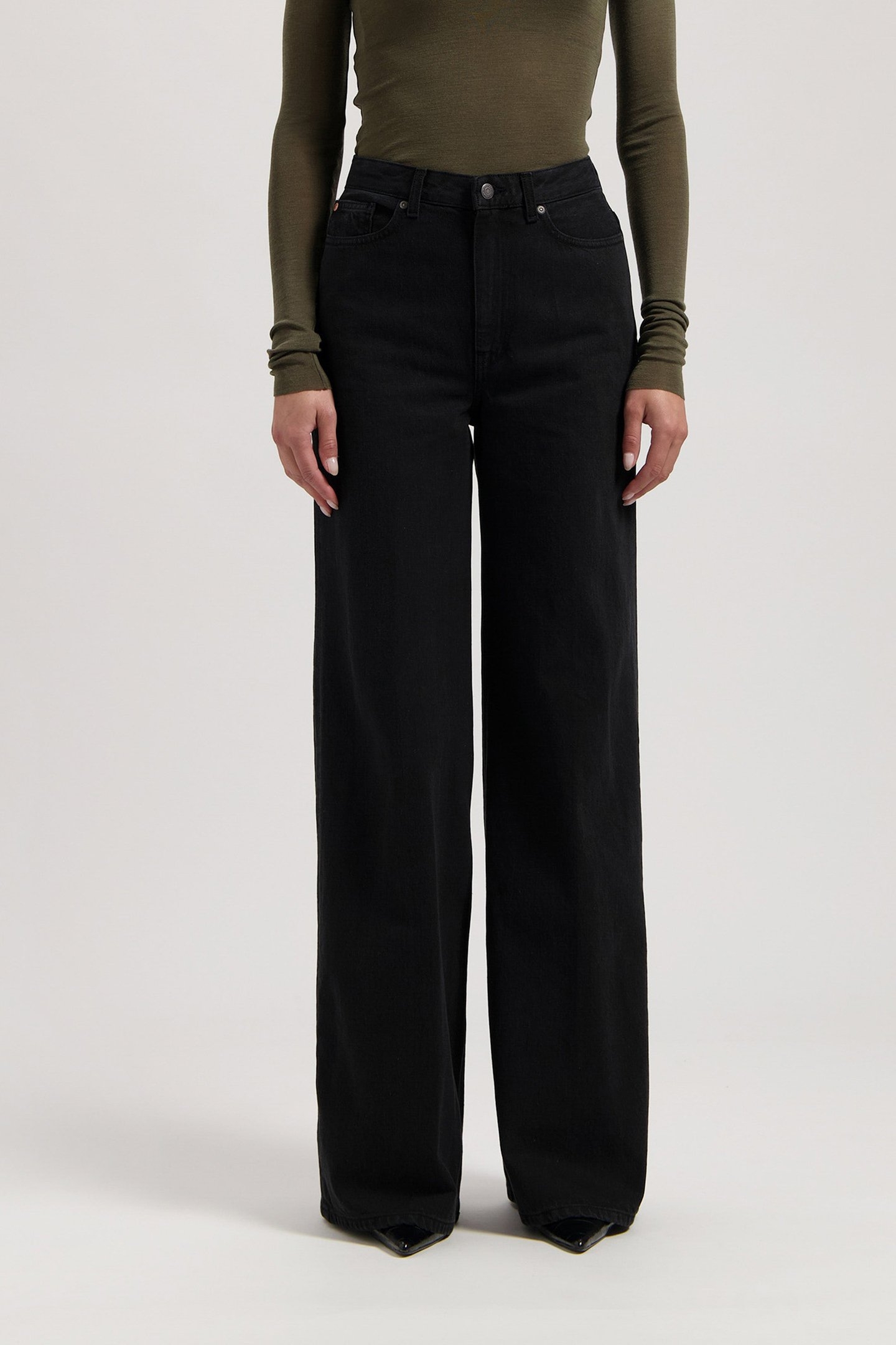 SARA HIGH LOOSE NERO NERO 1