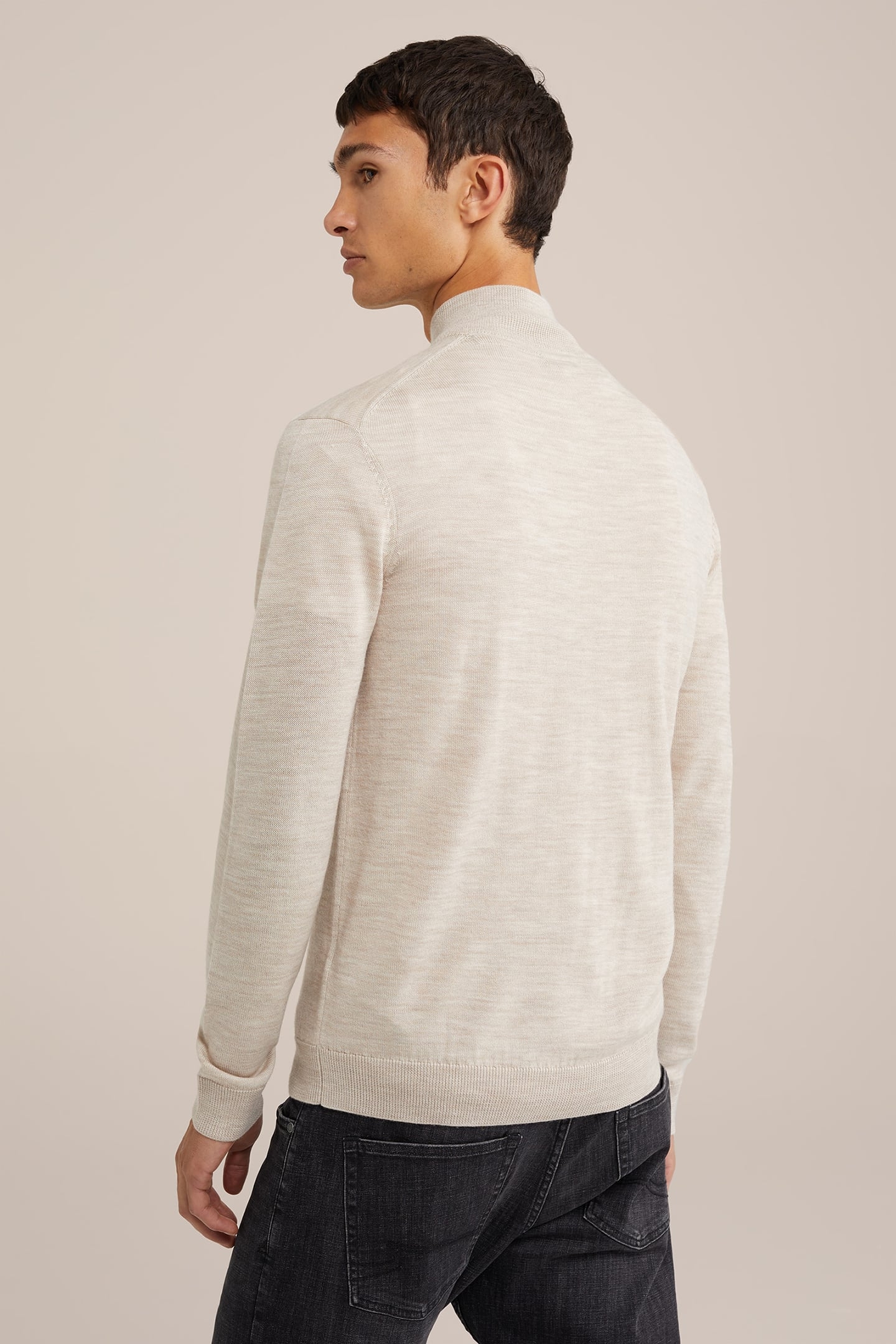 HALFWAY ZIPPER BEIGE 2