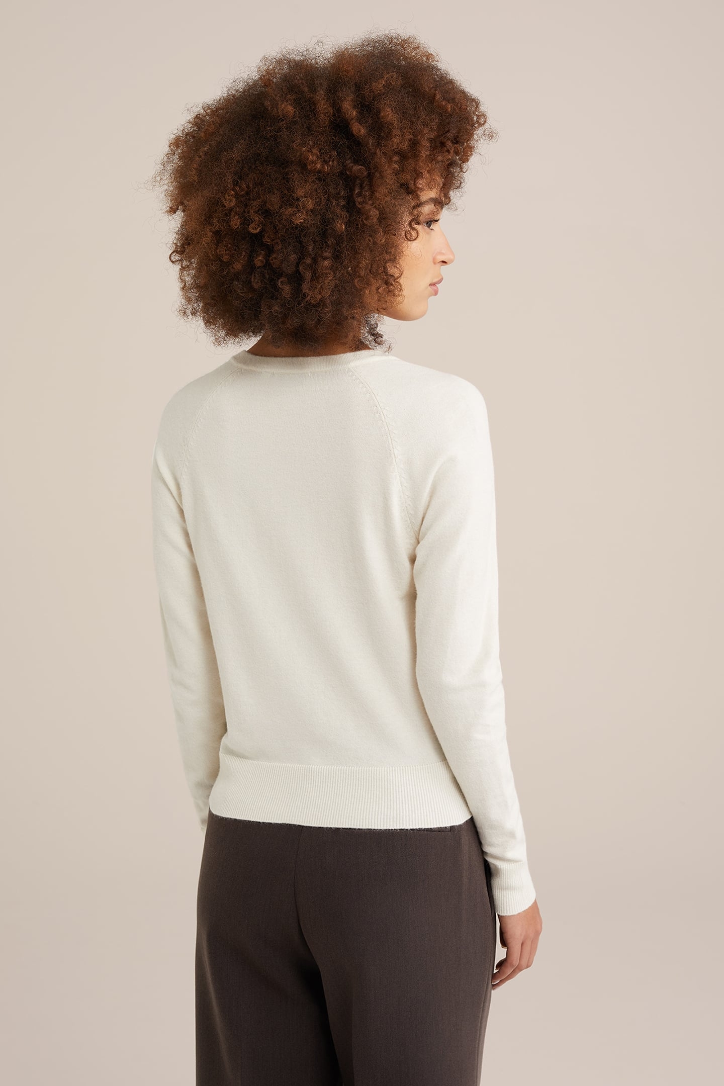 KNITTED CARDIGAN WHITE 2