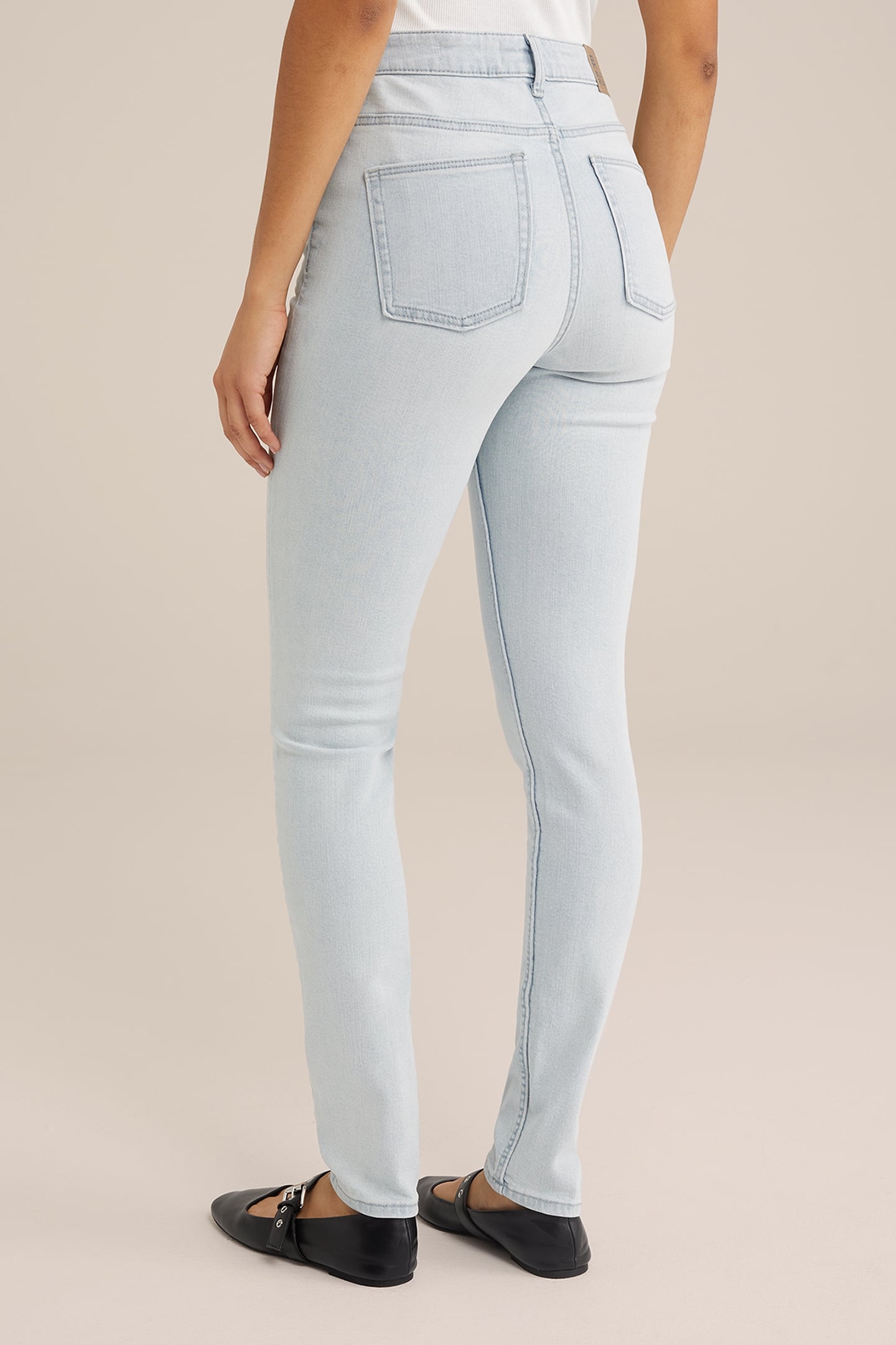 5-POCKET HIGH WAIST LIGHT BLUE 2