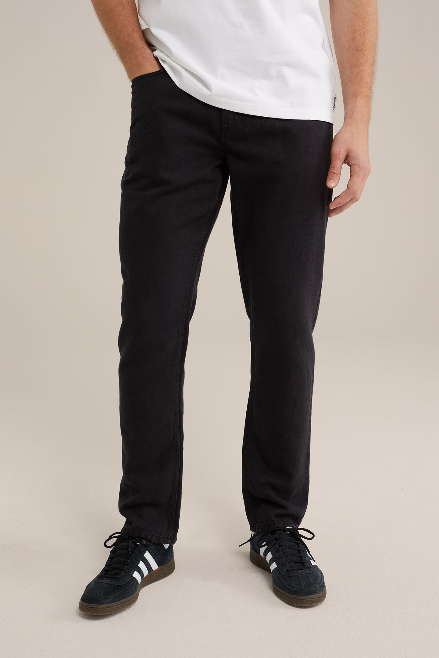5-POCKET MID WAIST BLACK 1