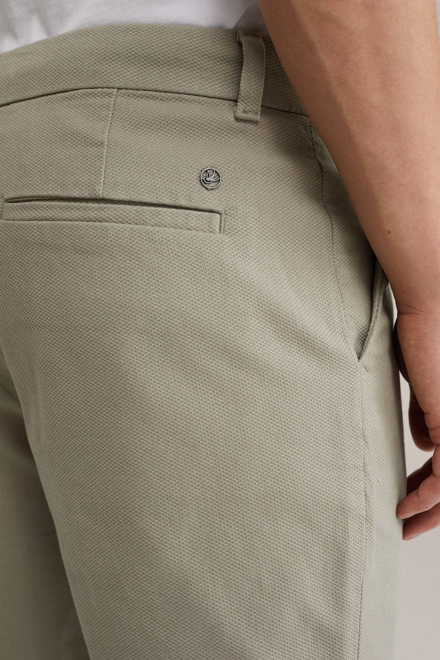 SHORT GREYISH GREEN 5