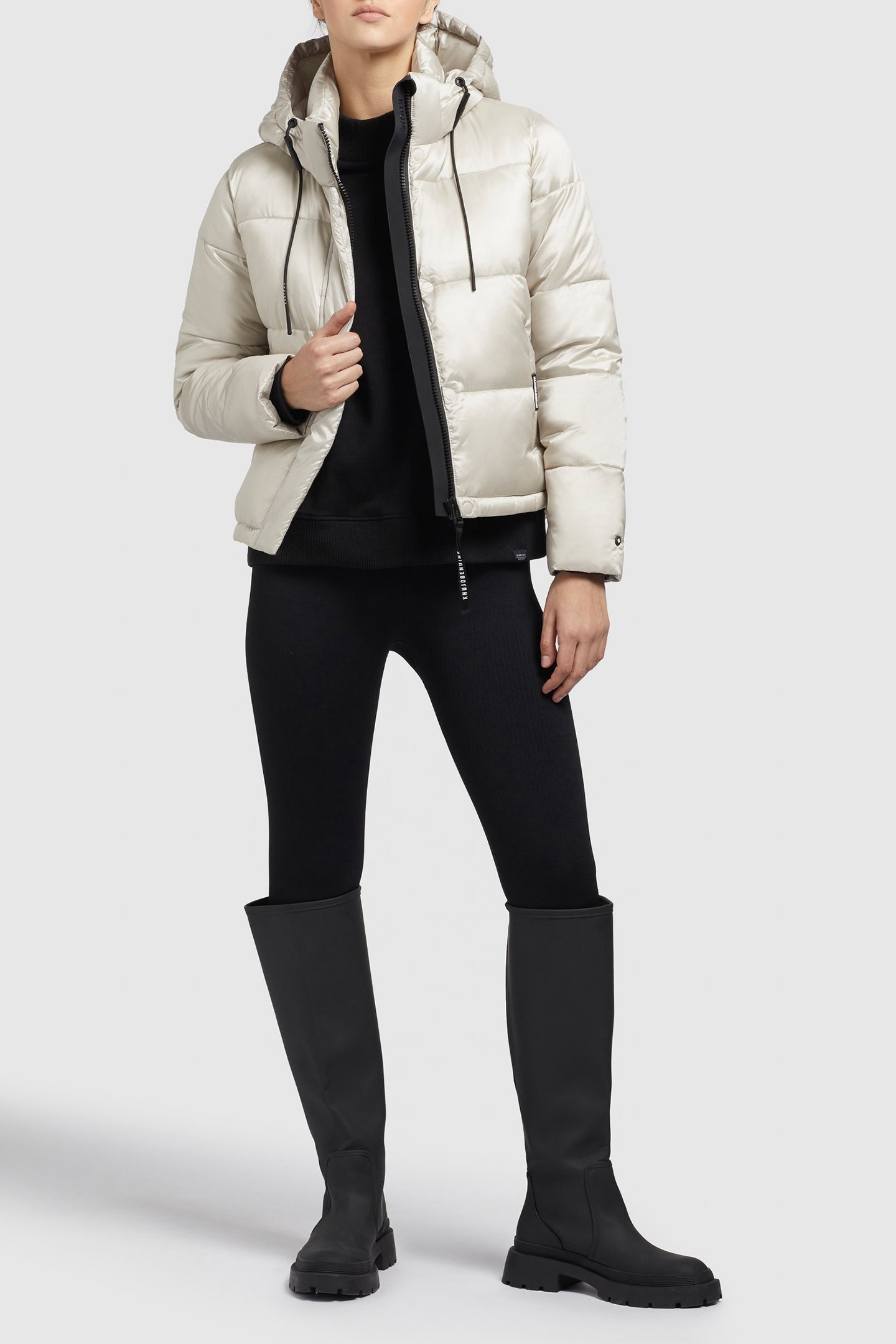 STINE SATIN PEARL WHITE 3