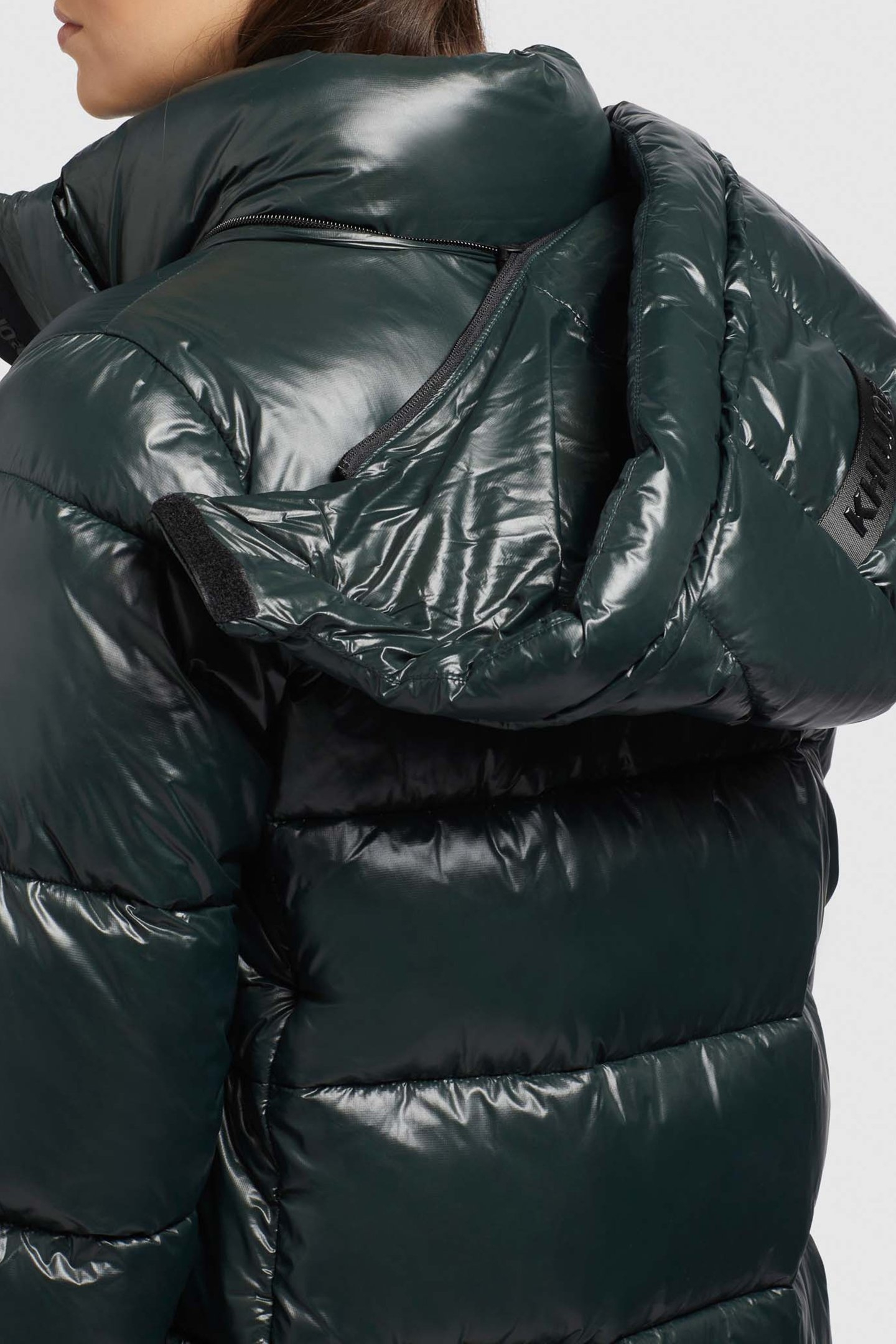 CARDI SHINY HYDRO GREEN 8