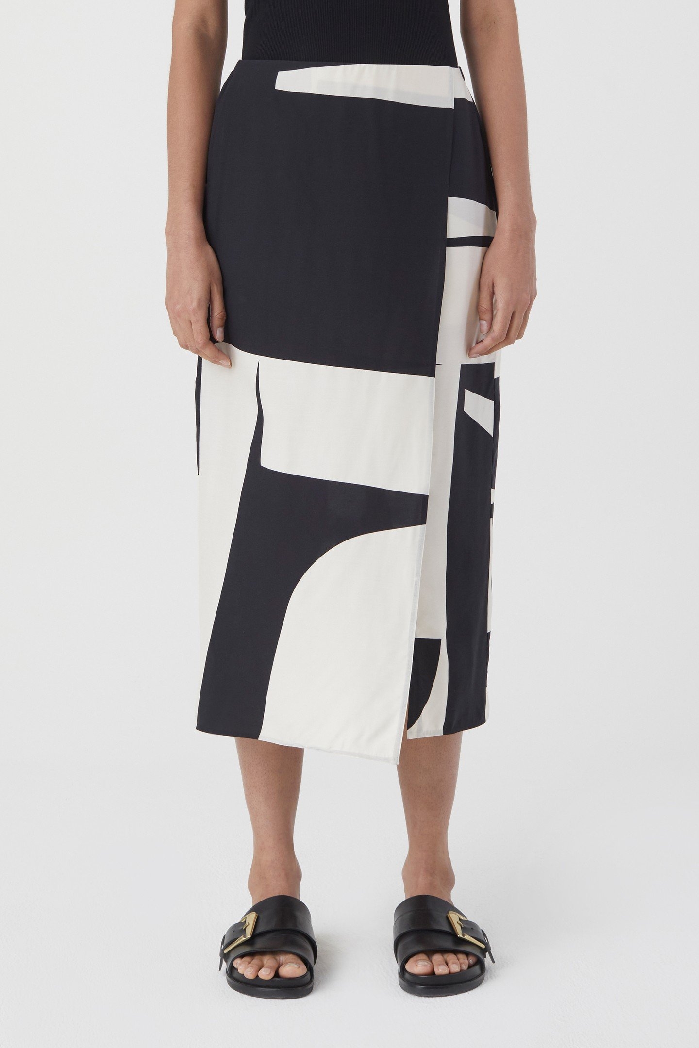 LONG SUIT SKIRT BLACK 2