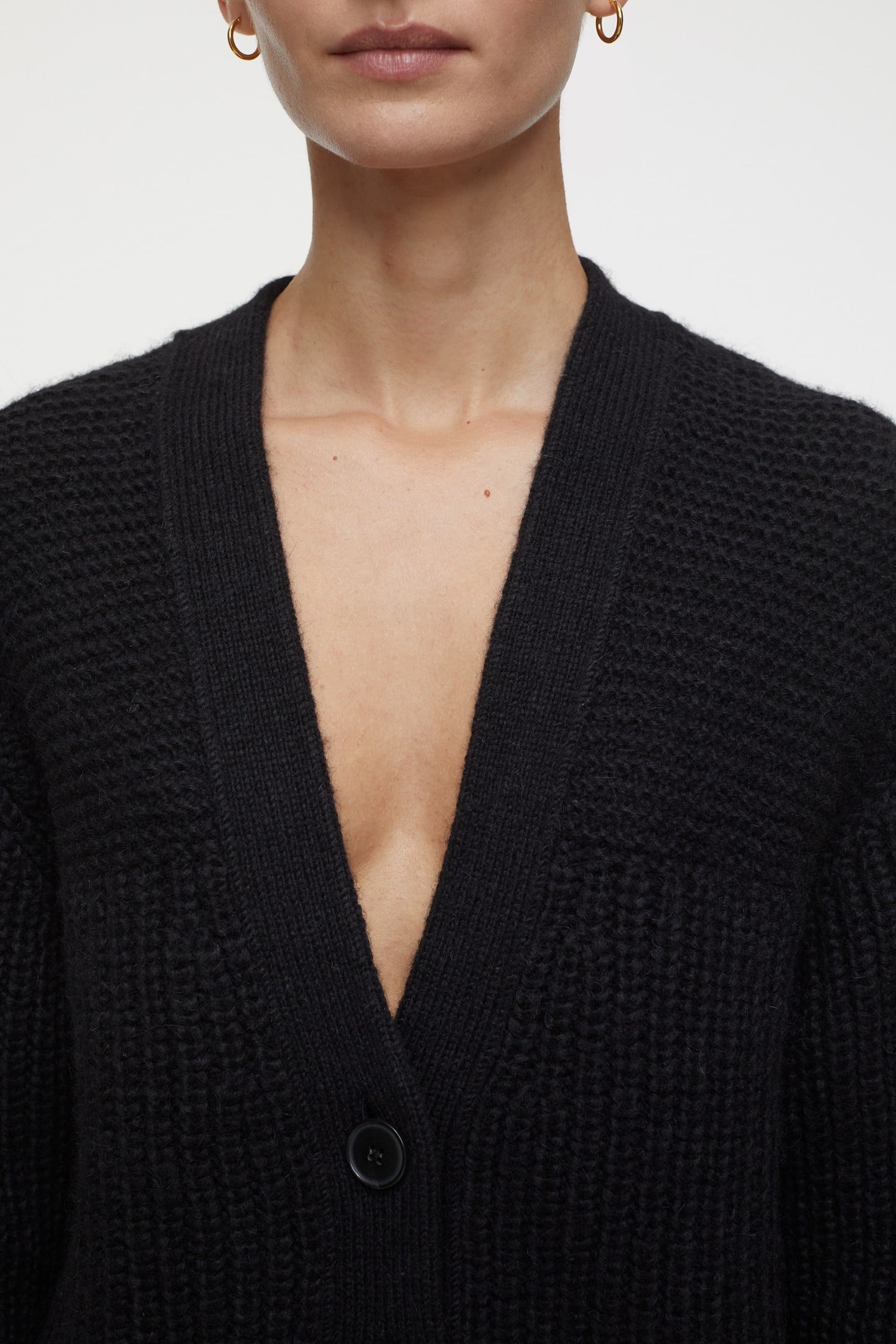 V CARDIGAN LONG SLEEVE KNITS BLACK 6