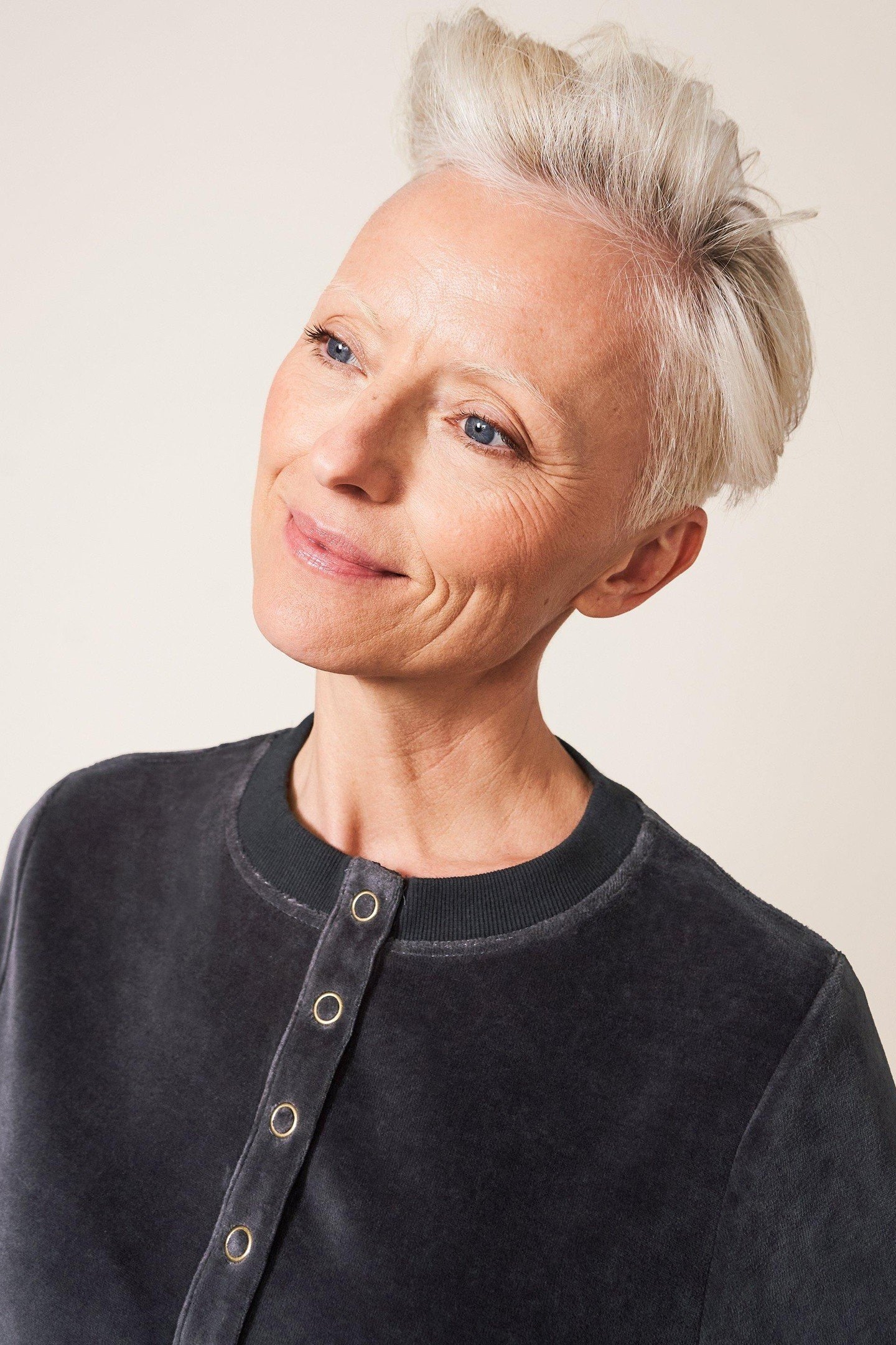 VELOUR BUTTON THROUGH CHARCOAL GREY 4