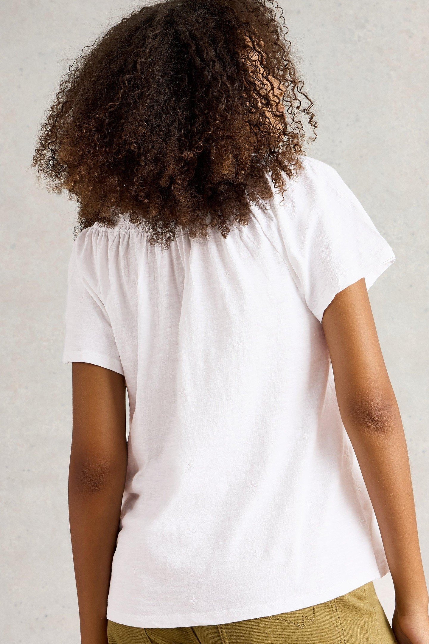 LUELLA NOTCH NECK EMB TOP BRILLIANT WHITE 2