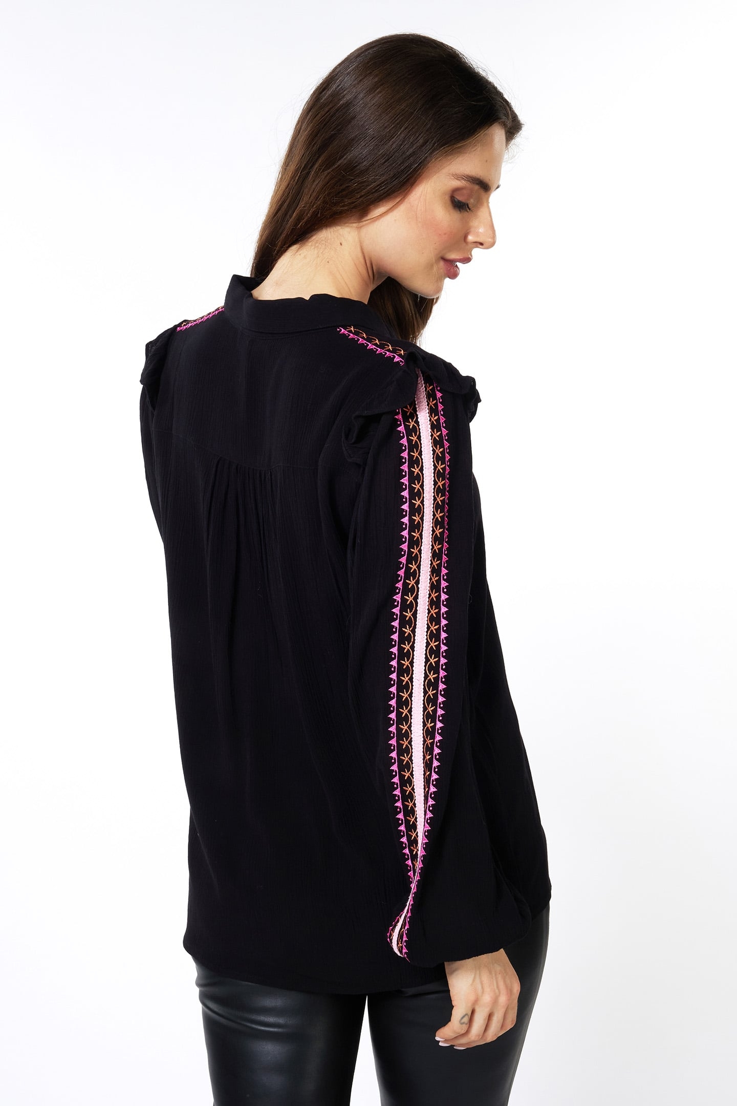 BLOUSE EMBROIDERY BLACK 4