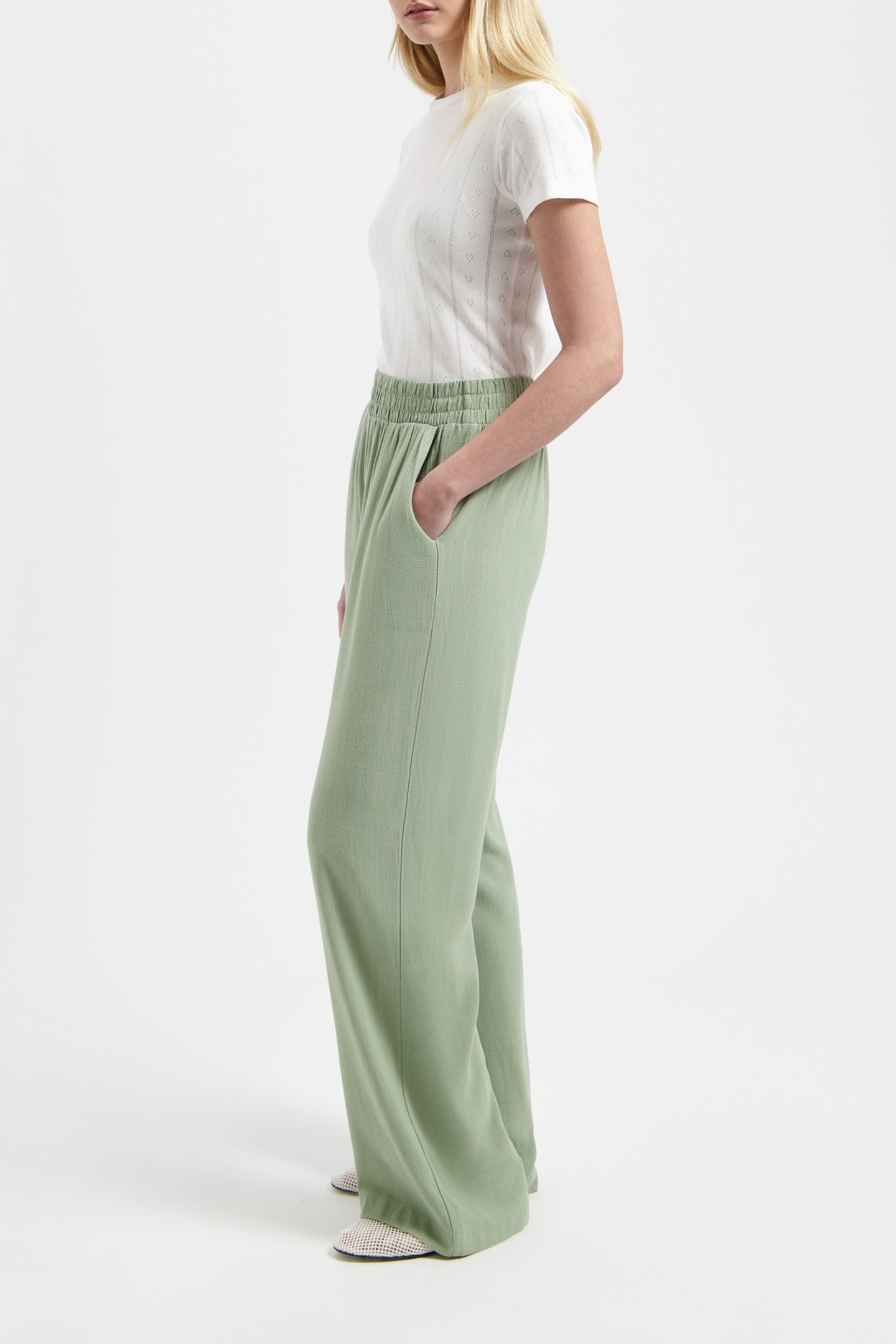 NOUS SOMMES LABELS – LENNIE LINEN PANTS LIGHT GREEN 4