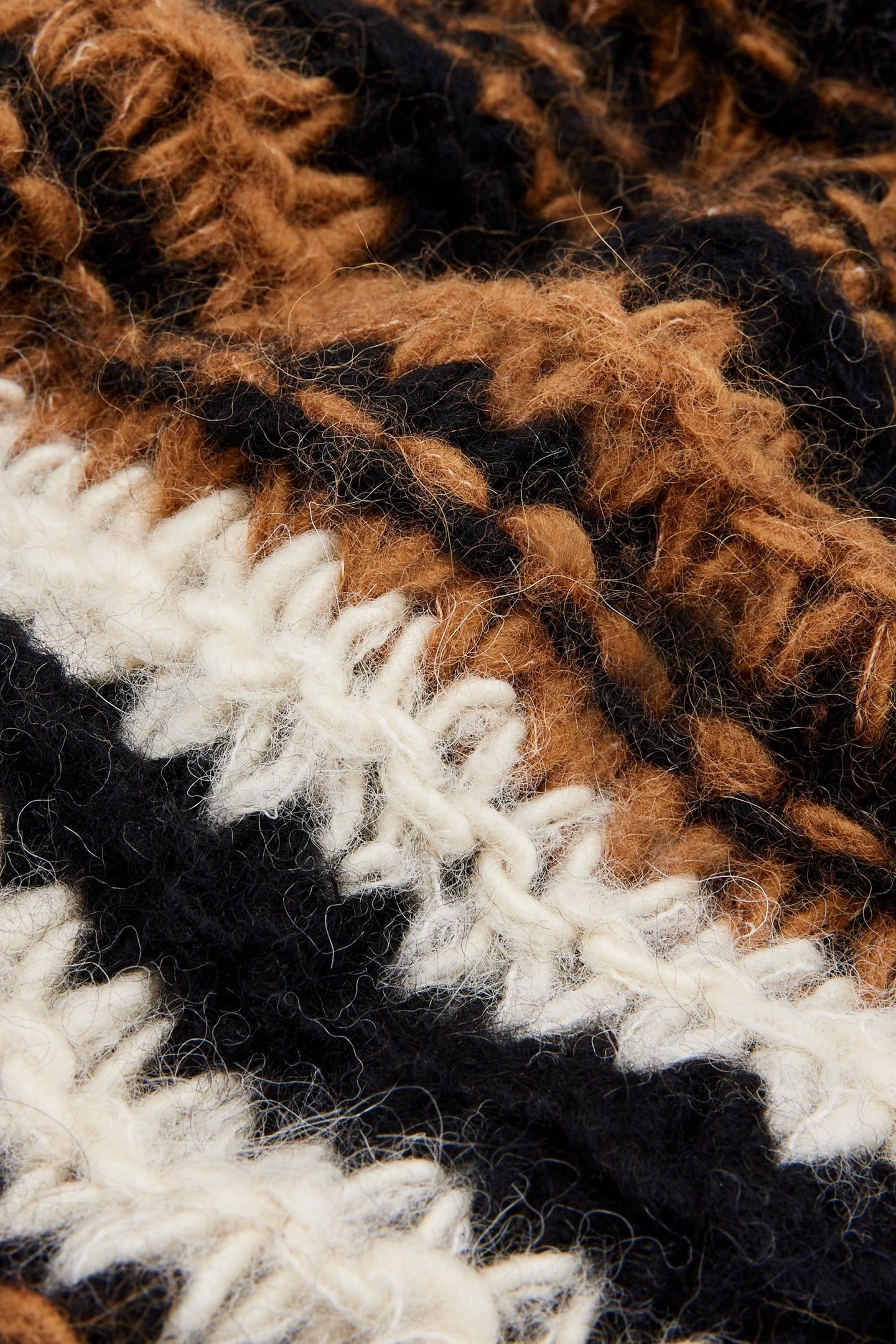 SOBRALIA TEXTURE STITCH STRIPE SCARF CARAMEL 3