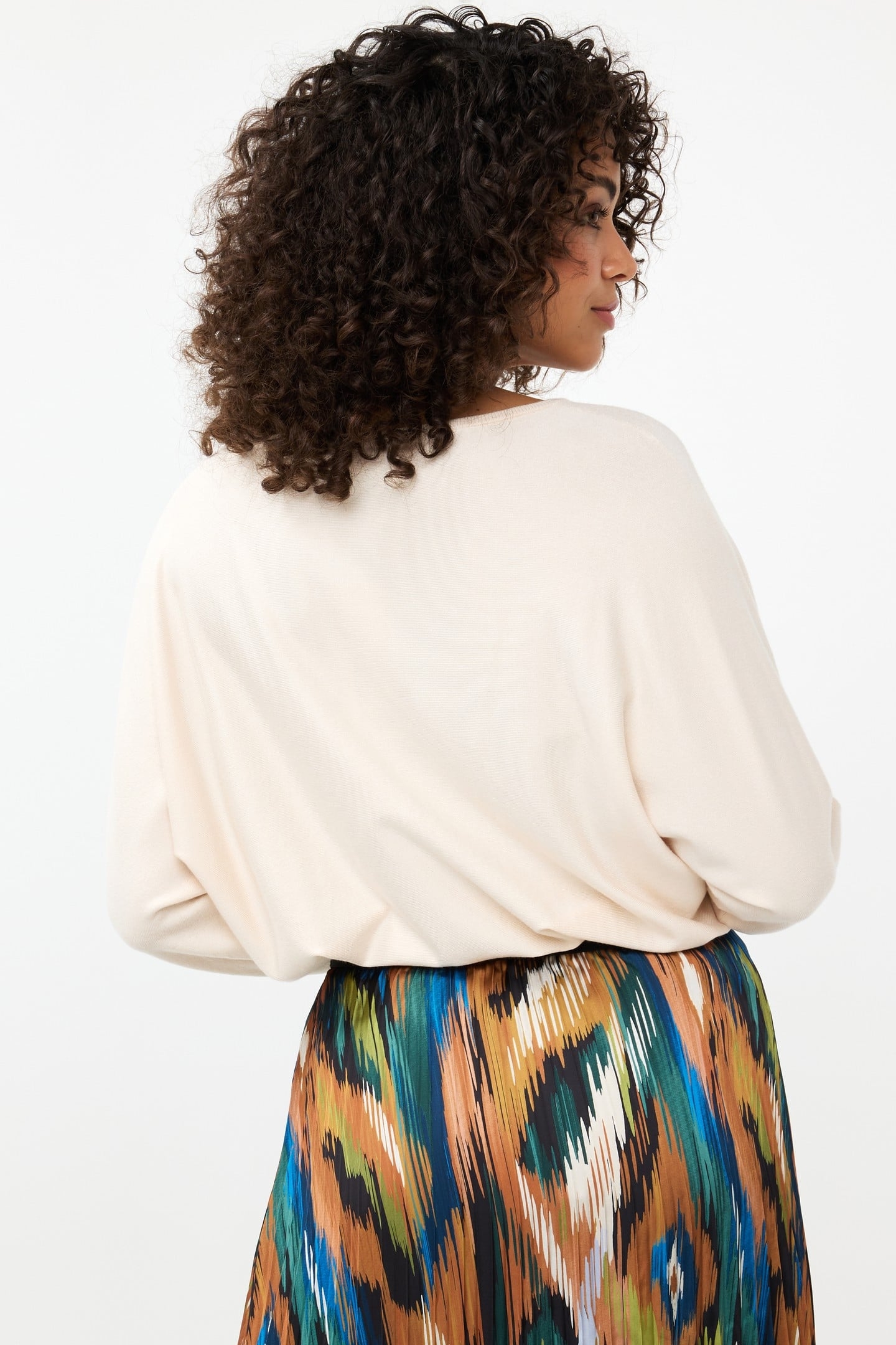 SWEATER BATWING BUTTONED CUFF BASIC KNIT BEIGE 3