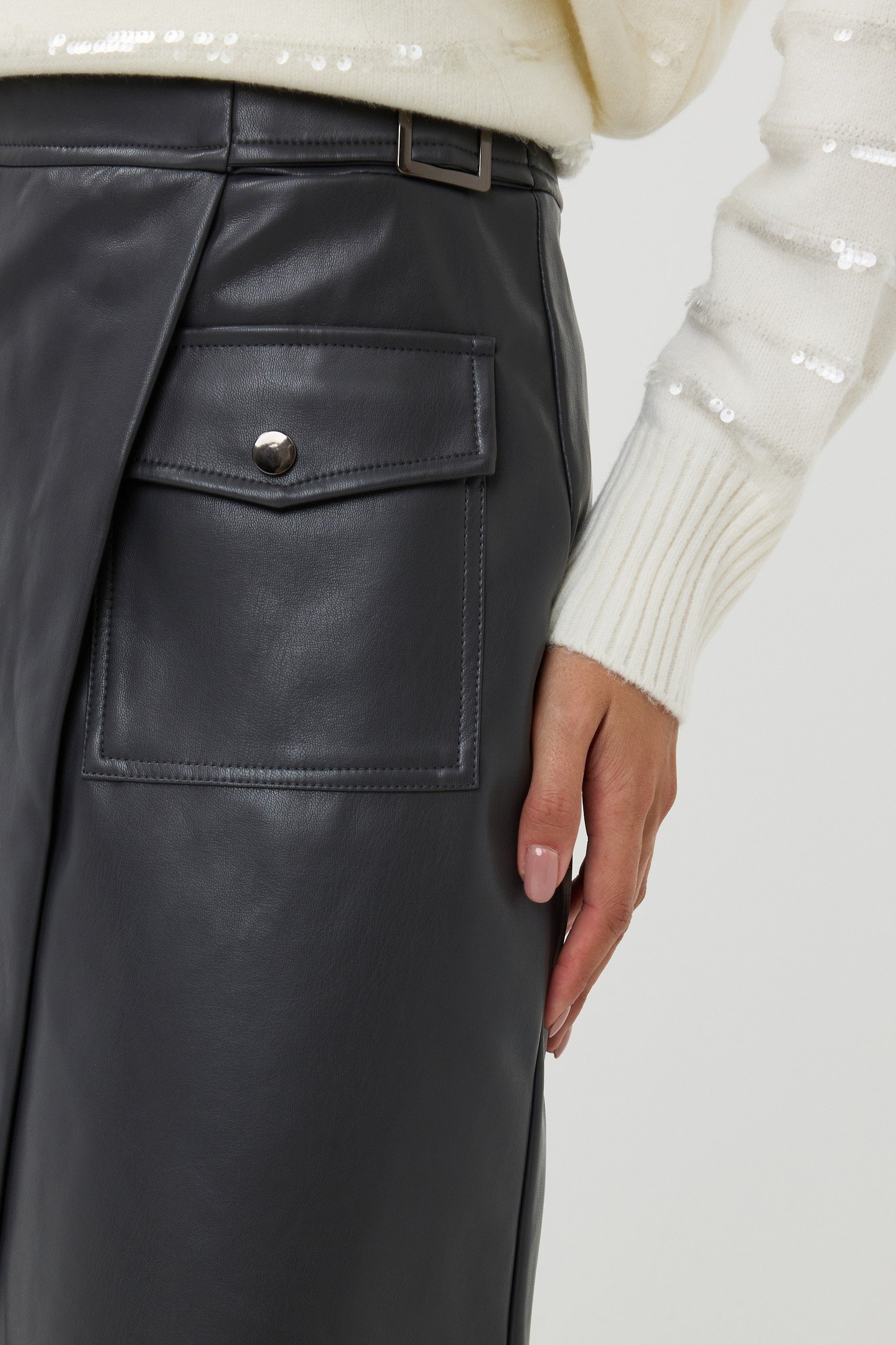 SKIRT OVERLAP VEGAN LEATHER GREY 6