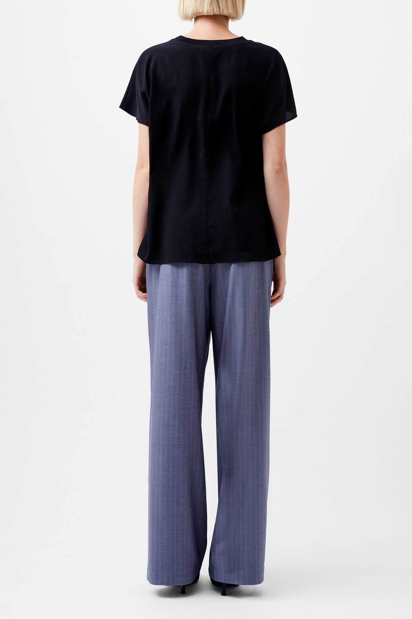 CREPE LIGHT CREW NECK TOP BLACK 3