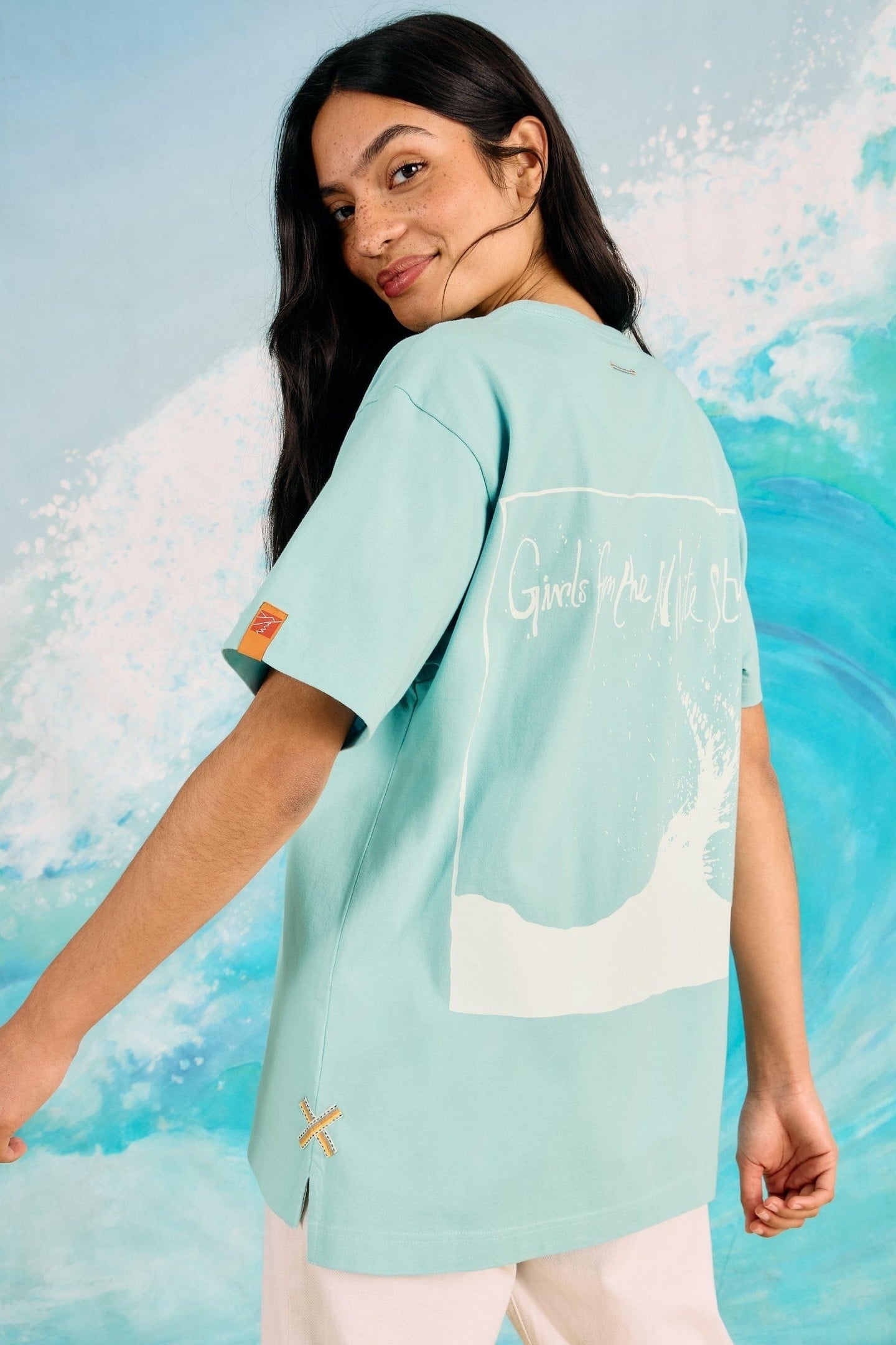 GRAPHIC TEE LIGHT BLUE 4