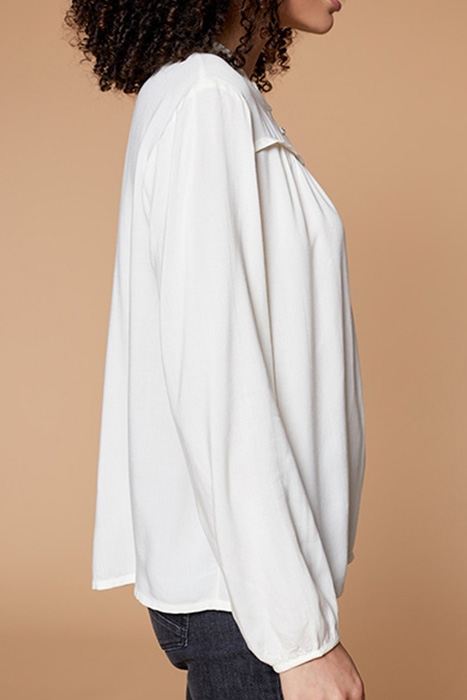 CASSIE - IVORY BLOUSE WITH COLLAR 4