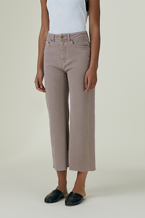 COLETTE 21 EDGE ROEBUCK 1