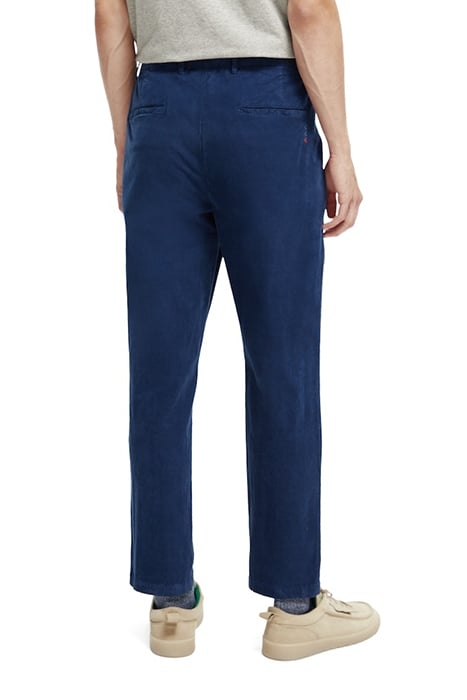 THE DRIFT - REGULAR TAPERED-FIT FINE CORDUROY CHINO MARINE 3