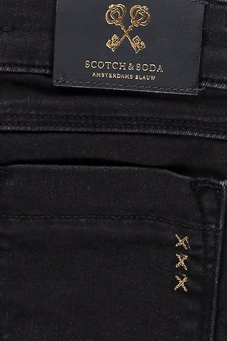 ESSENTIALS - LA MILOU - CLEAN BLACK 3