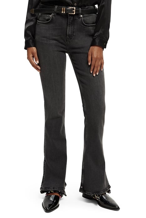 THE CHARM FLARED JEANS — SOULMATE 2