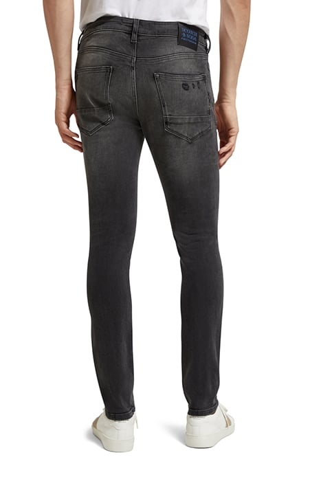 SKIM SKINNY JEANS – RHYTHM OF THE NIGHT 2