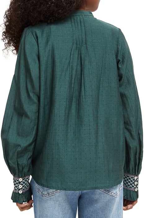 LONG-SLEEVED SMOCKED CUFF SHIRT BOTTLE GREEN 2