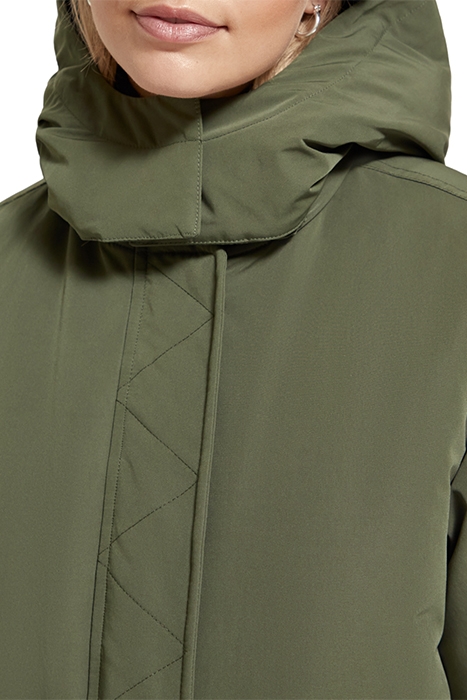 WATER REPELLENT MID LENGTH PARKA WITH REPREVE® FILLING MILIT 8