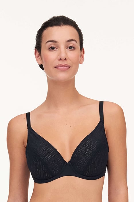 DAILY GRAPHIC BLACK 1