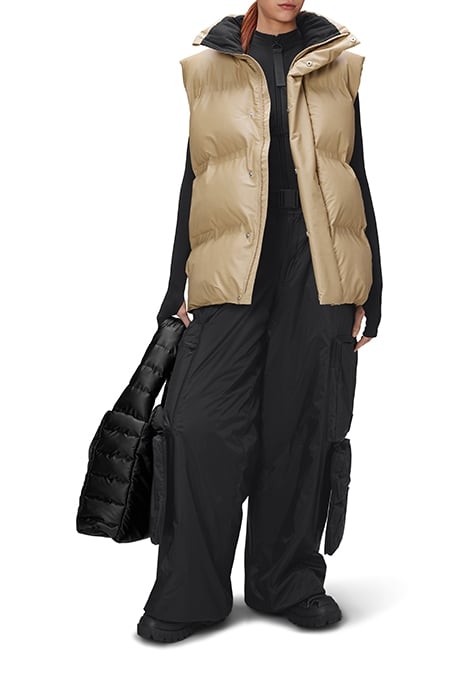 UNISEX BATOR PUFFER VEST SAND 4