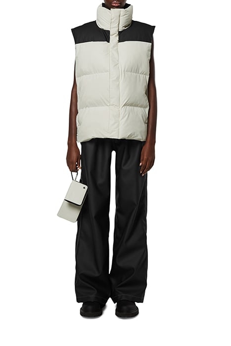 UNISEX BOXY PUFFER VEST PRE BLACK-FOSSIL 1