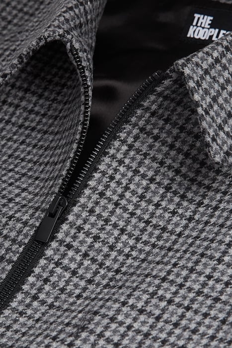 ZIPE JACKET WITH BACK POCKETS GREY BLACK 7