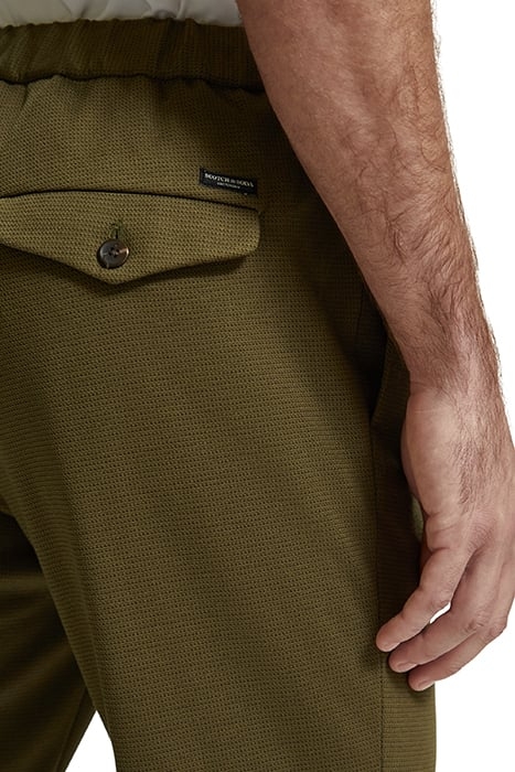 FINCH - REGULAR TAPERED-FIT YARN-DYED KNITTED JOGGER ALGAE 4