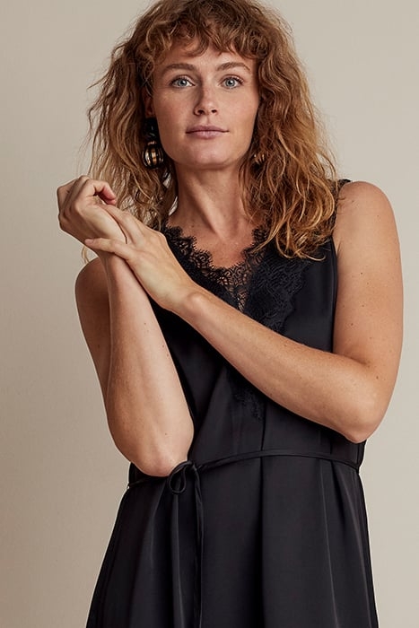 DRESS SILKY SATIN BLACK 5