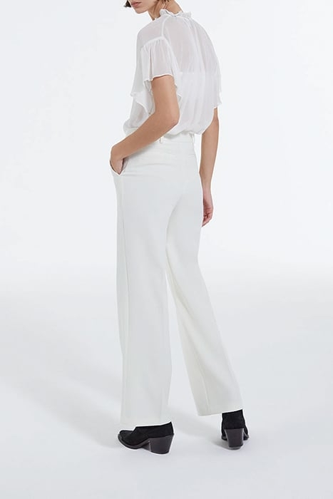 SHORT SLEEVED VAPOROUS CROP TOP OFF WHITE 4