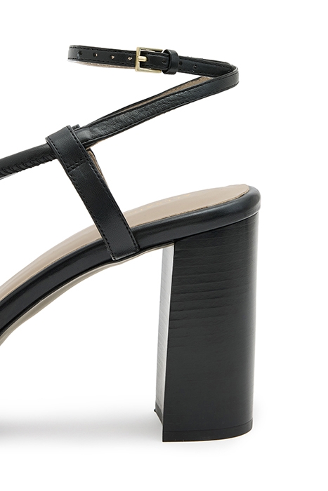 BELLA PLATFORM HEEL BLACK 6