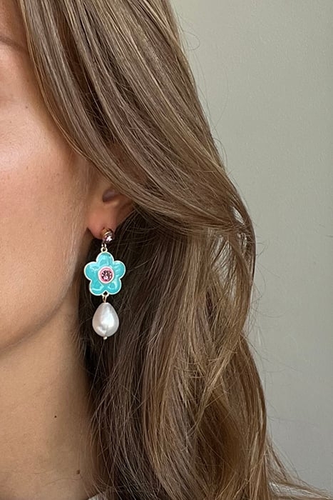 BLUE FLOWER ENAMEL EARRINGS BLUE 2