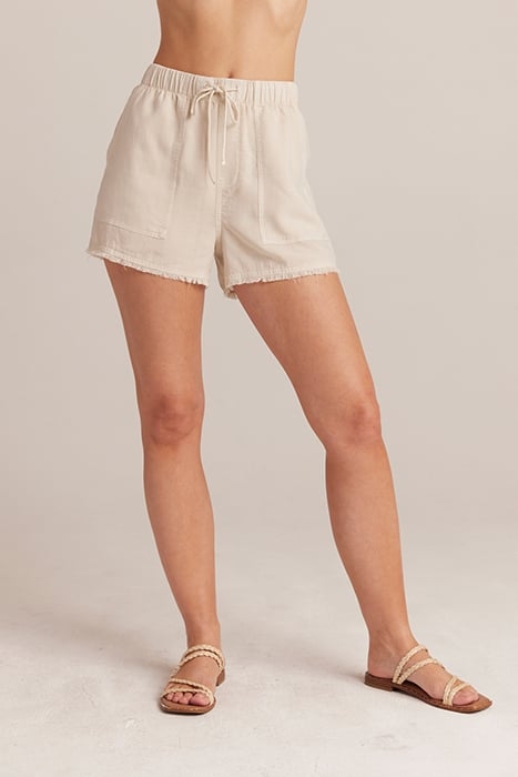 FRAYED POCKET SHORT CLIFFSIDE 1