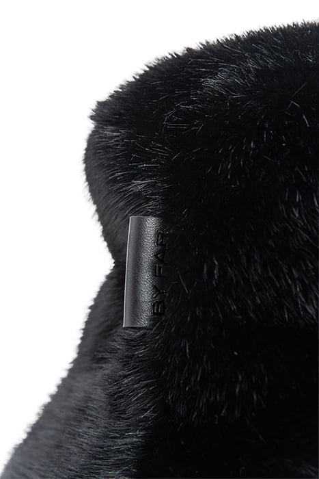 FLETCHER BUCKET HAT BLACK FAUX FUR 4