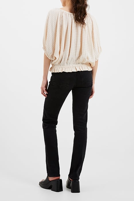 BIRCH SEERSUCKER SCOOP NCK TOP WHITE 3