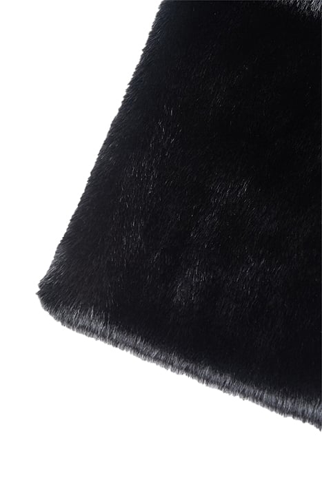 FLETCHER SCARF BLACK FAUX FUR 2