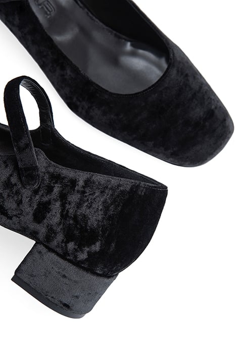 GINNY BLACK CRUSHED VELVET 3