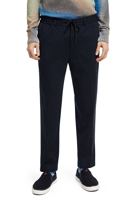 THE FINCH - REGULAR TAPERED-FIT KNITTED JOGGER NIGHT 1