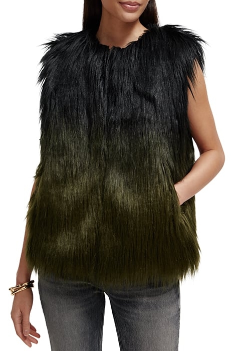 GRADIENT FAUX FUR GILET BLACK 1