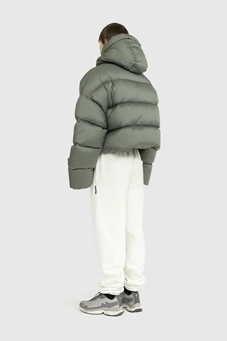 ENTIRE STUDIOS – MML HOODED PUFFER MOSS 3