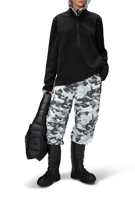 UNISEX FLEECE PULLOVER T1 BLACK 7