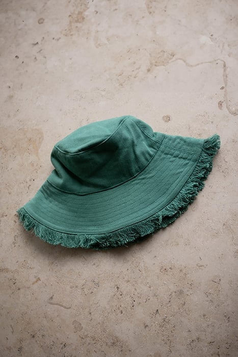 FRINGED BUCKET HAT ALOE VERA 2
