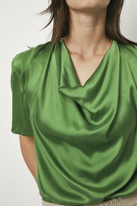KESWICK SILK DRAPEY TOP BASIL GREEN 4