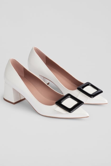 TIA COVERED PUMP WHITE/BLACK 2