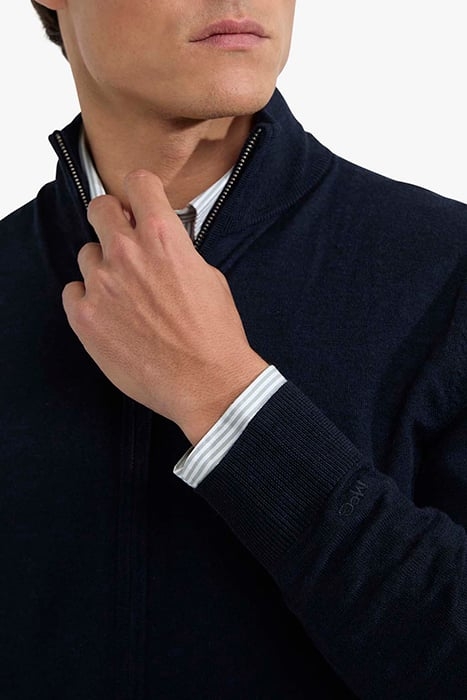 FINE MERINO ZIP THRU CARDIGAN NAVY 6
