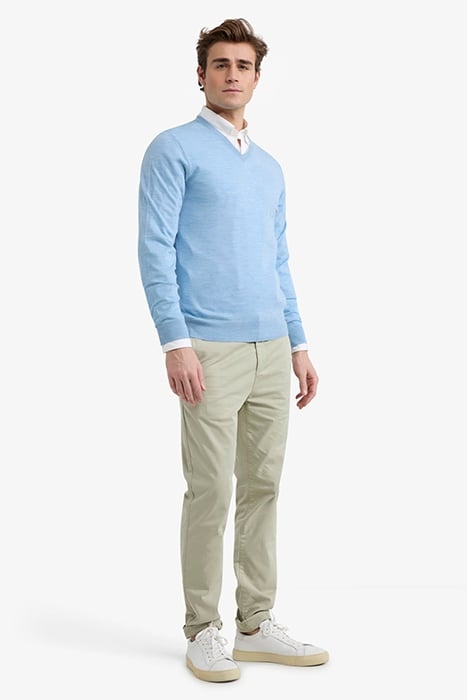 FINE MERINO V-NECK SWEATER LIGHT BLUE 2